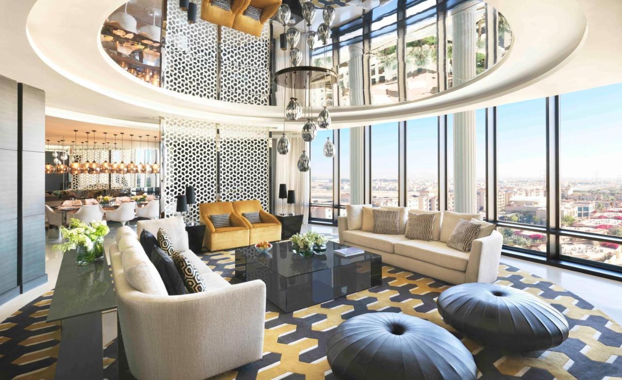 Fairmont Riyad Dış mekan fotoğraf The Club Lounge at the 39th floor